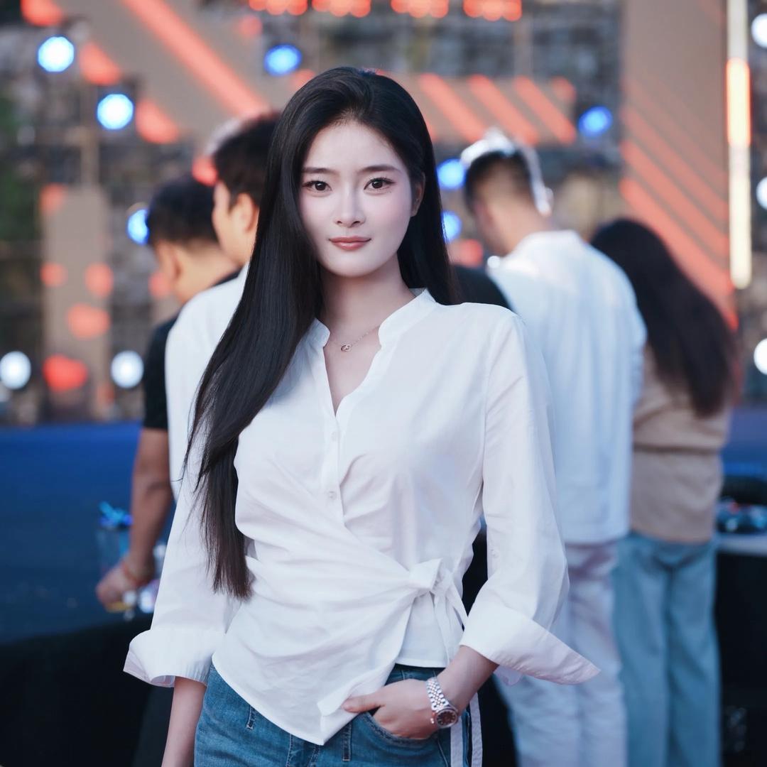 凯小晴的小跟班⁶⁶⁸