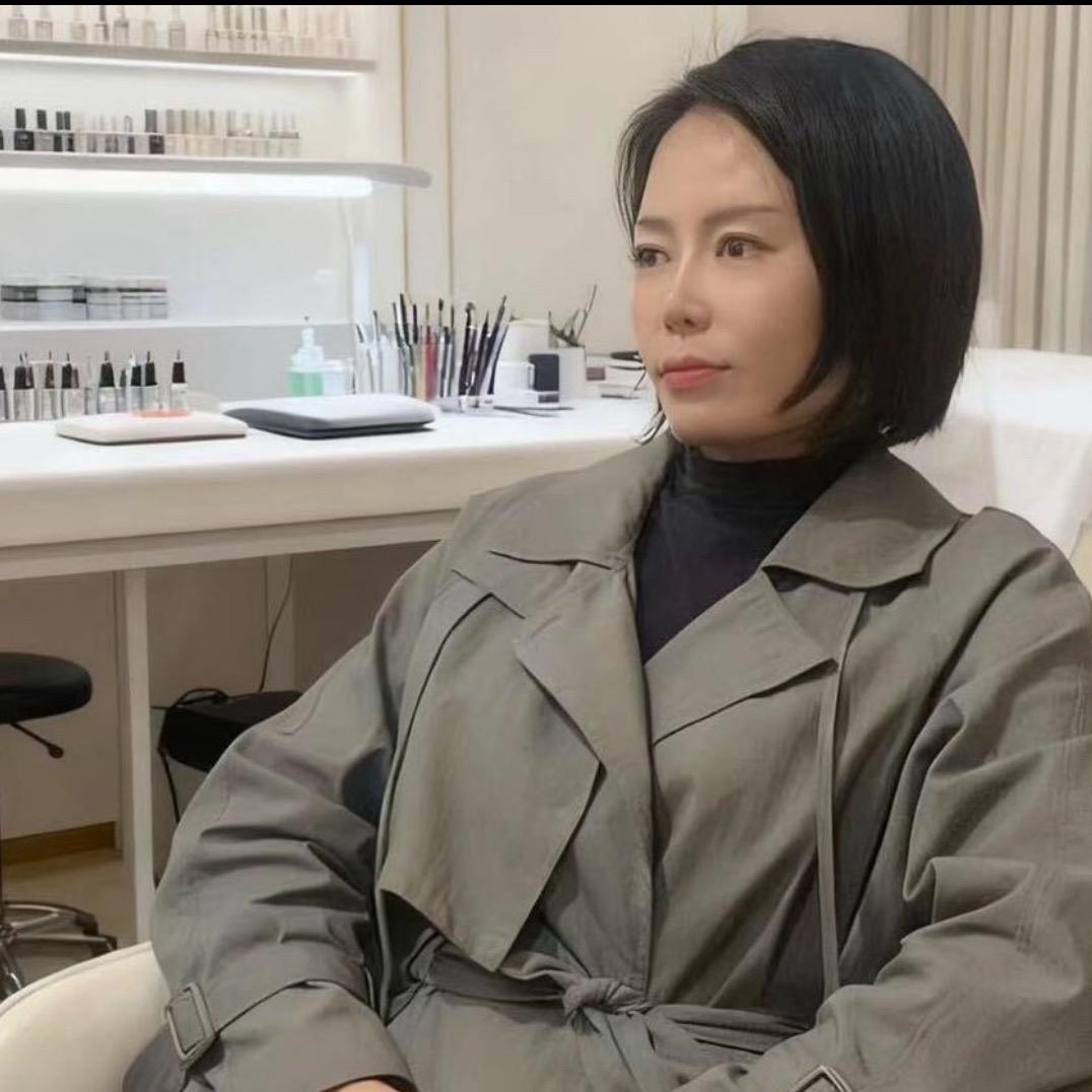 Na•娜娜美甲美睫纹绣       敬姐