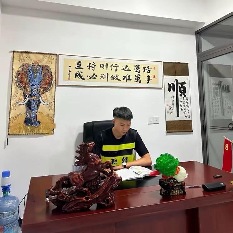 不会挂科的俊华