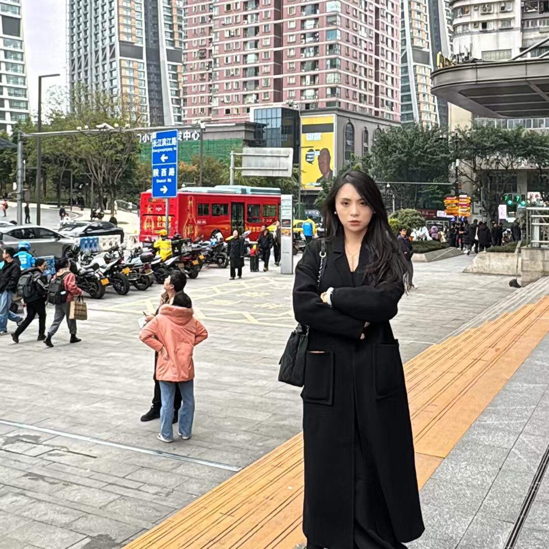 小王很爱玩