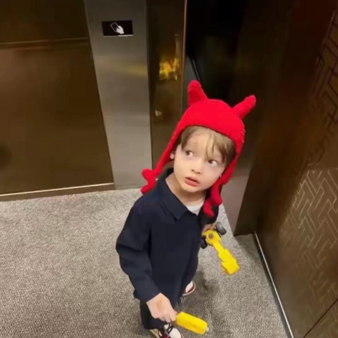 昨晚那个男人是谁