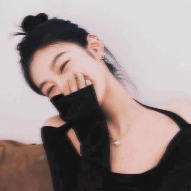 MM.