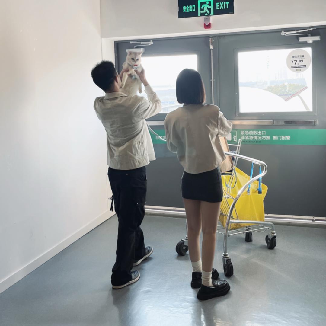 ￴ ￴ ￴￴ ￴ ￴ ￴￴