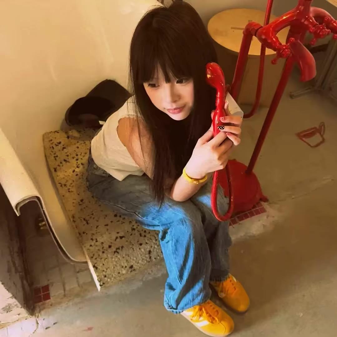06