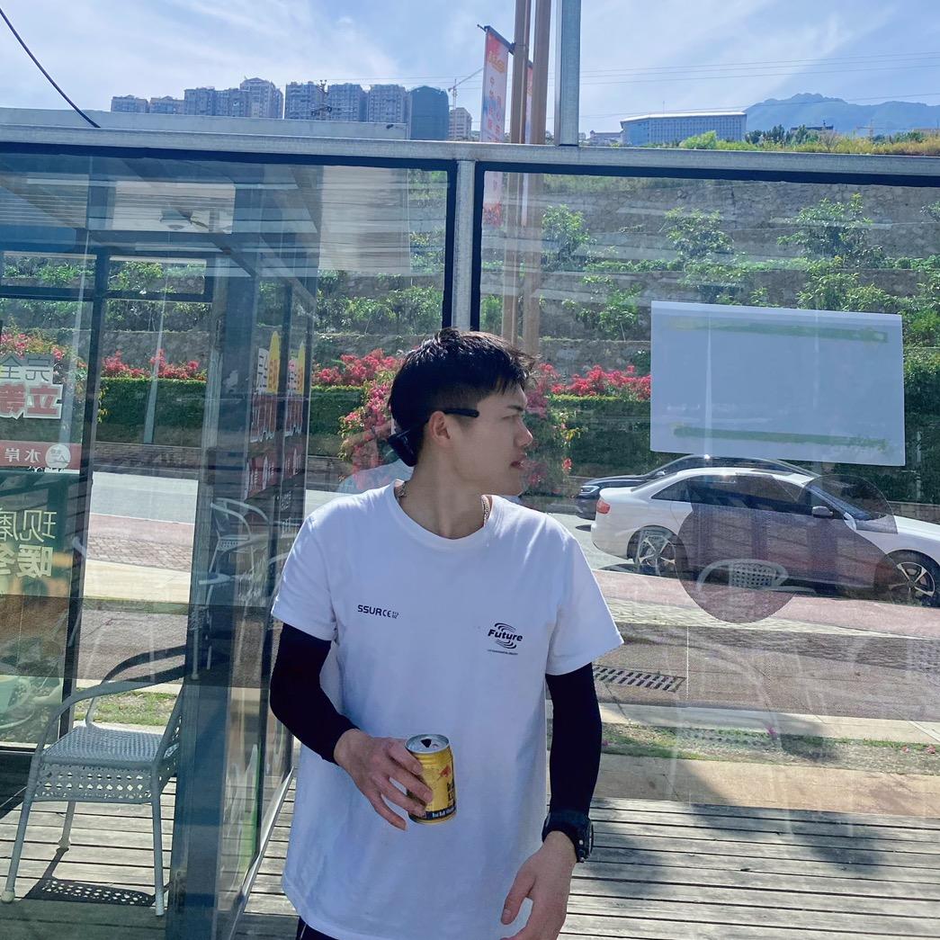 雅安接发凯文