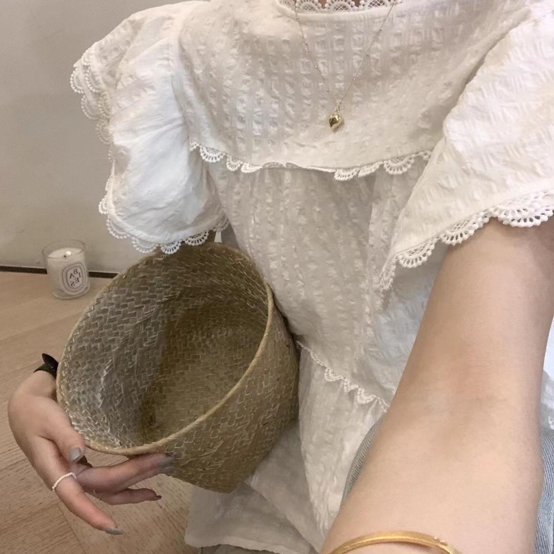 北巷栀服装店