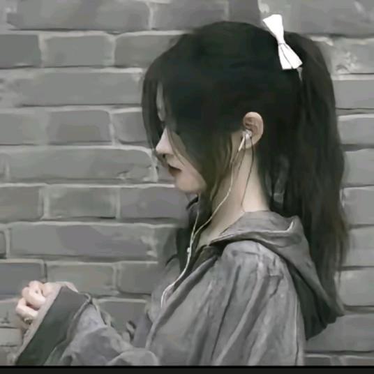 甜甜·