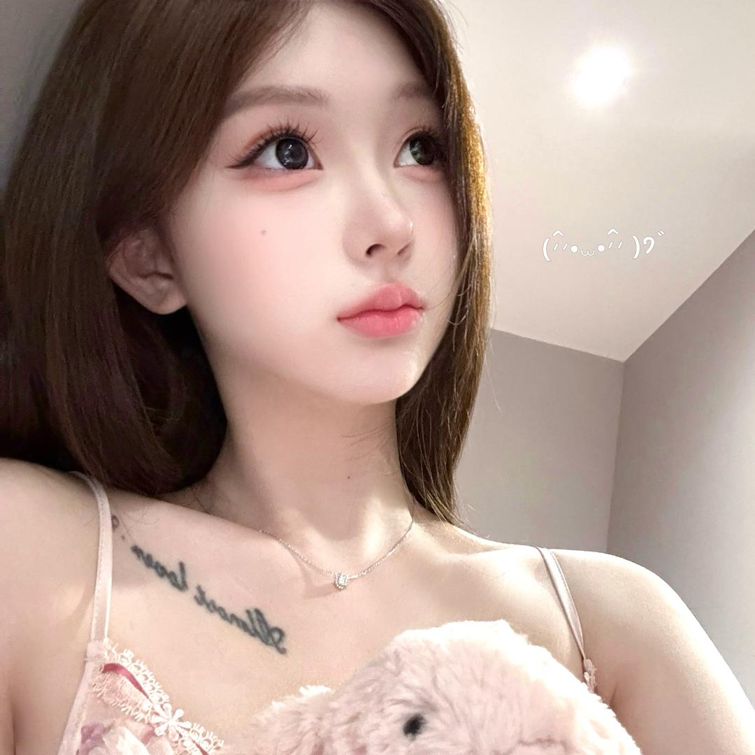 爱吃肉的小小七