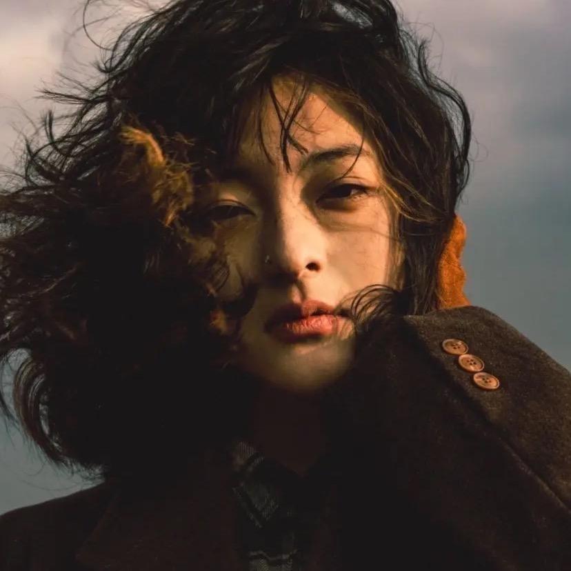 𝑴𝒓·𝒎𝒖𝒈𝒈𝒍𝒆