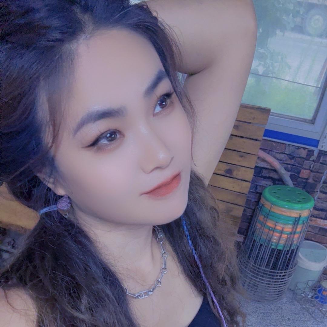 黑妹烧烤 小玲子