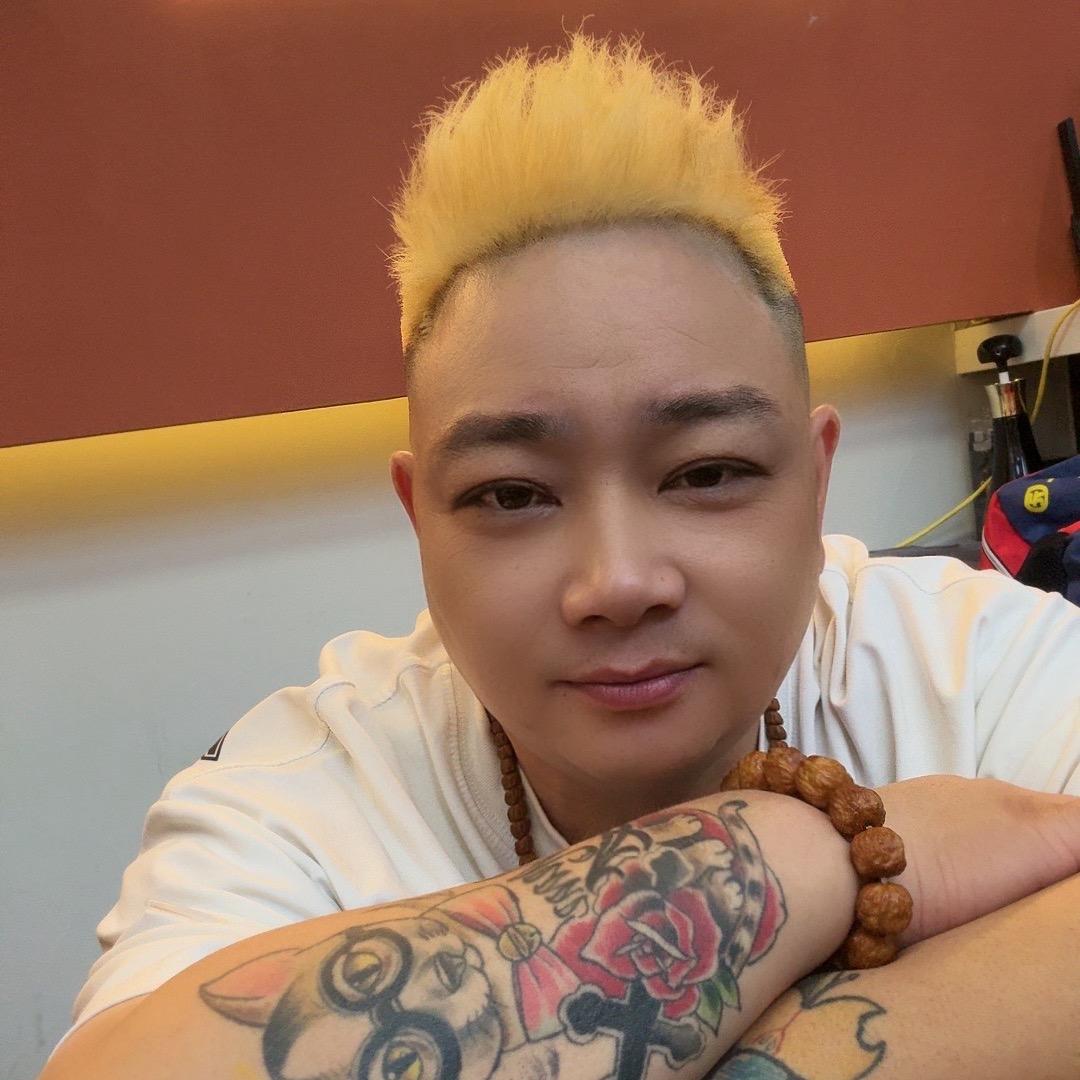 在金峰做头发@阿胖