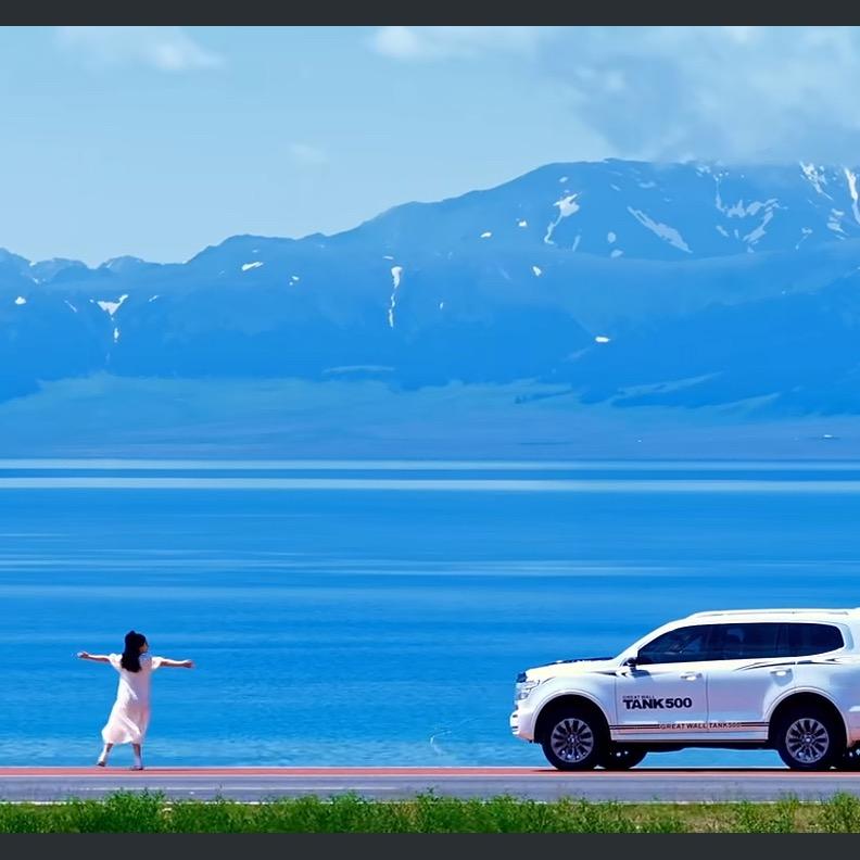 指尖吻空白