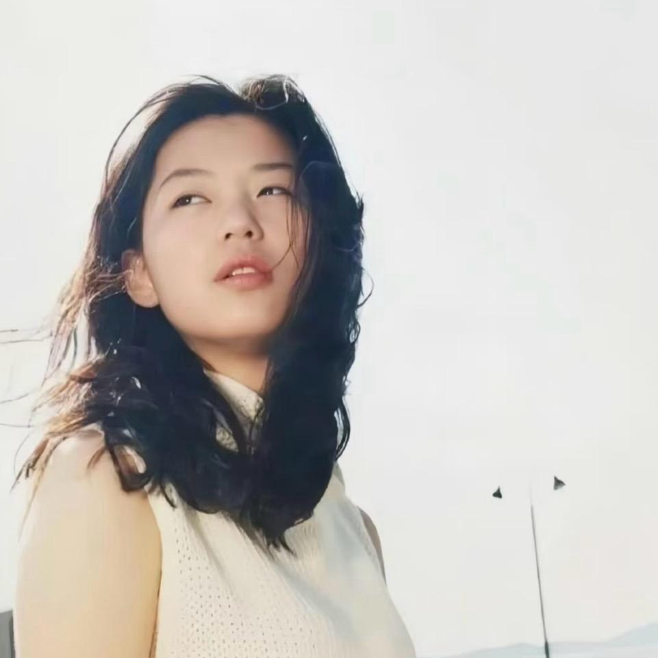 李菲常烦