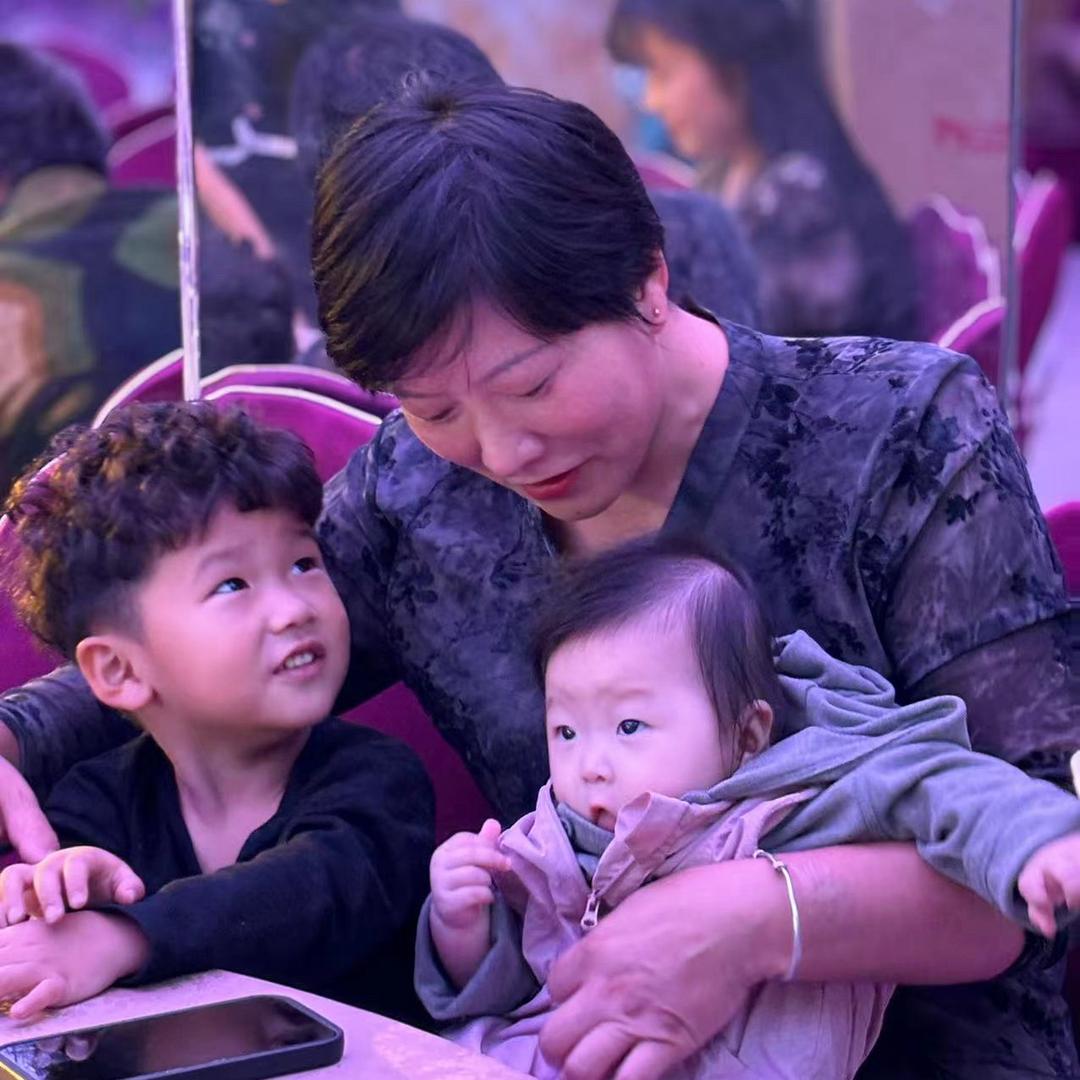 兰考专业贴砖韩姐