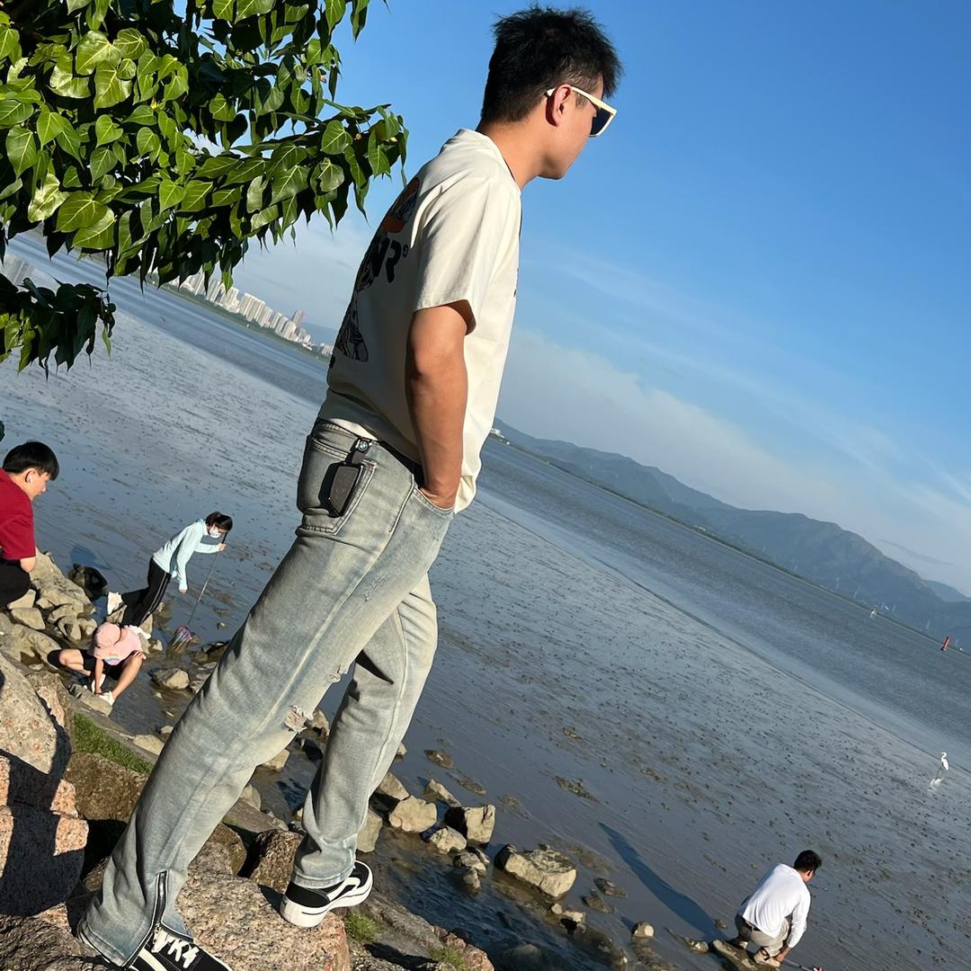 霸气凯子小帅哥💎  连赞拉黑