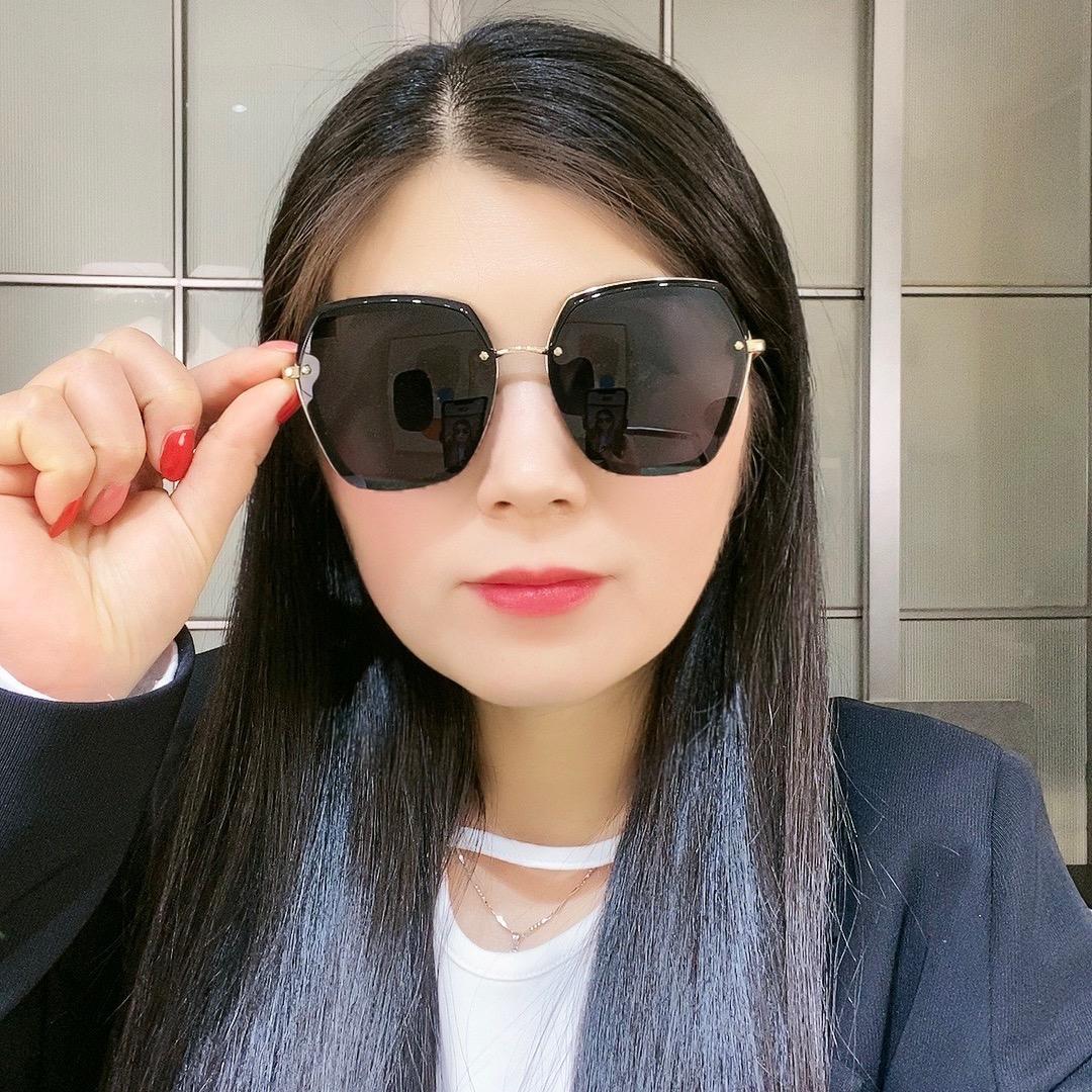 麦麦轻奢太阳镜
