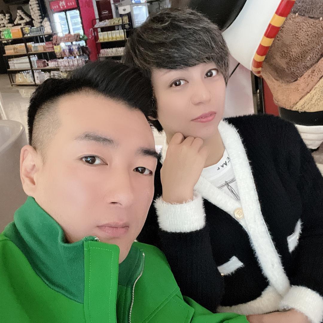 骚哥&母老虎【夫妇】717