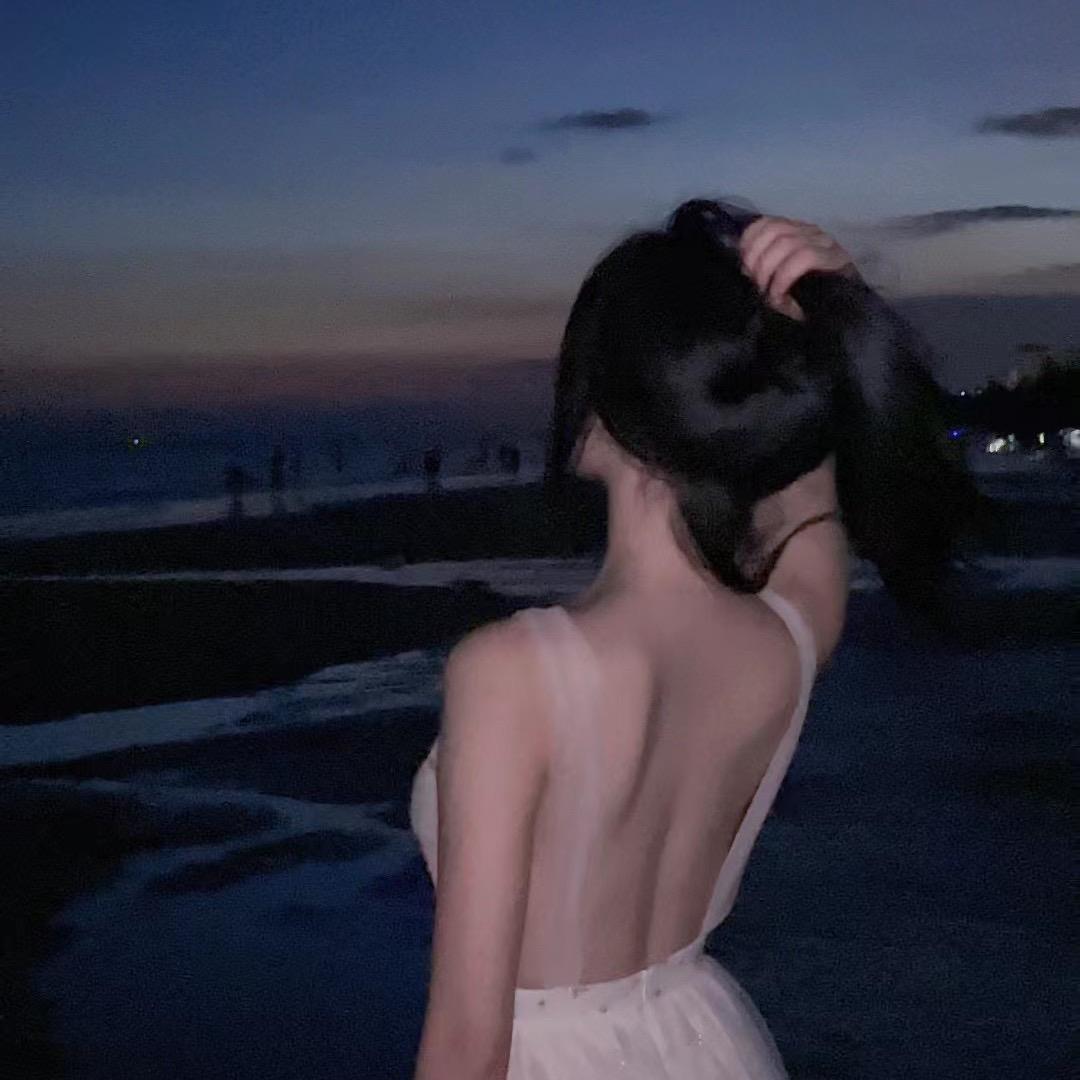 小伯