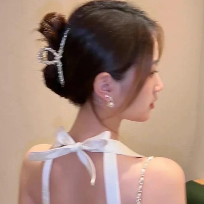 清扰.