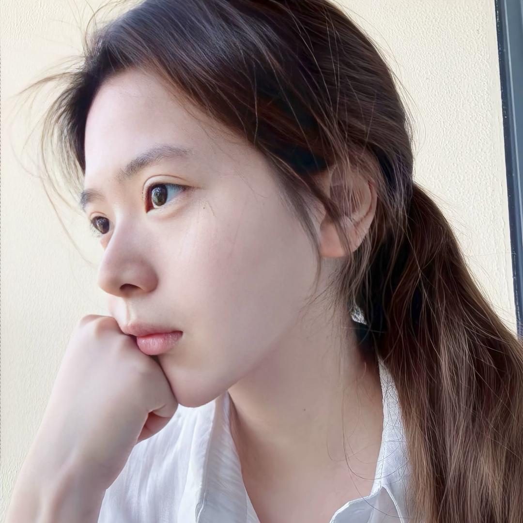 不打腮红只打哈欠