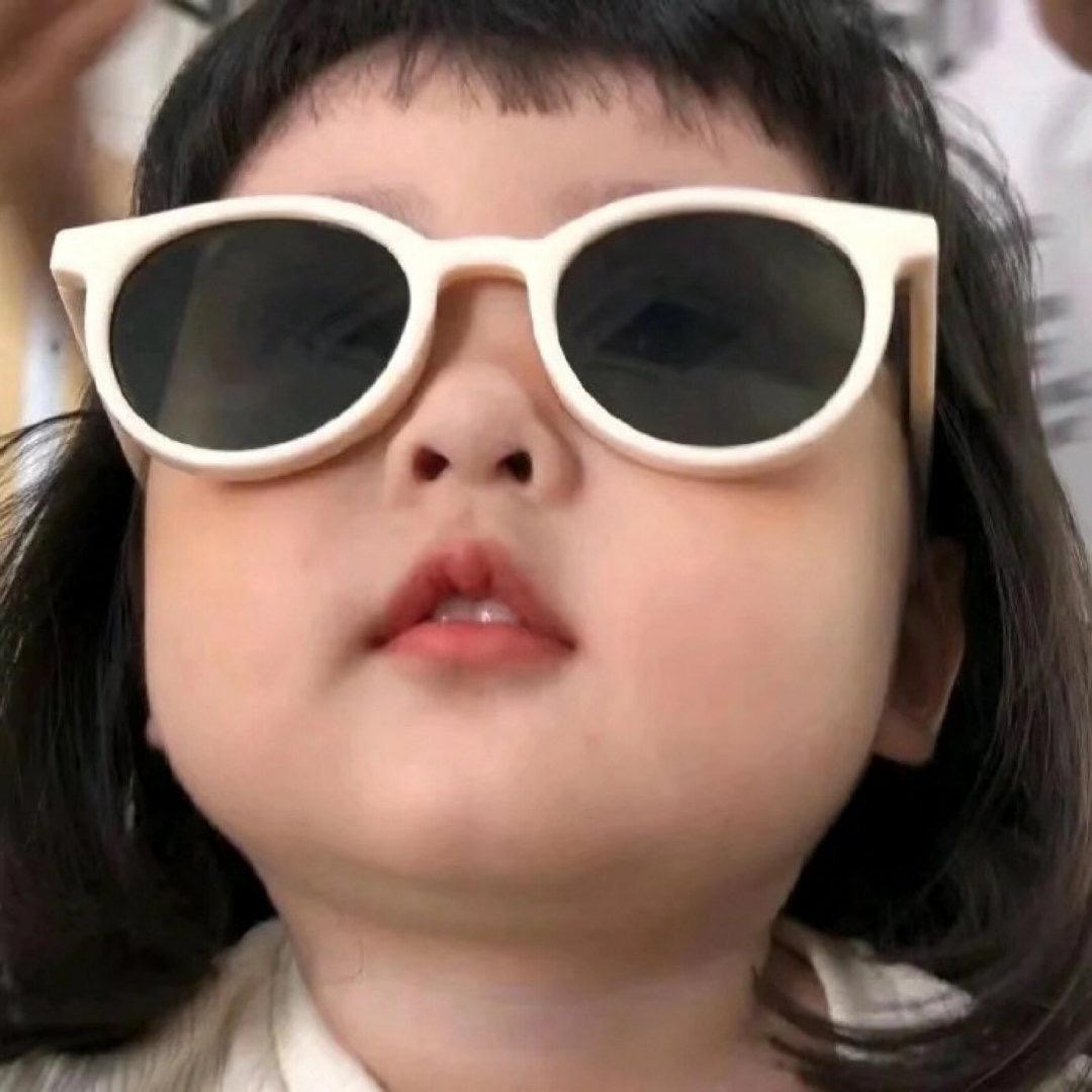 萱萱少吃一口