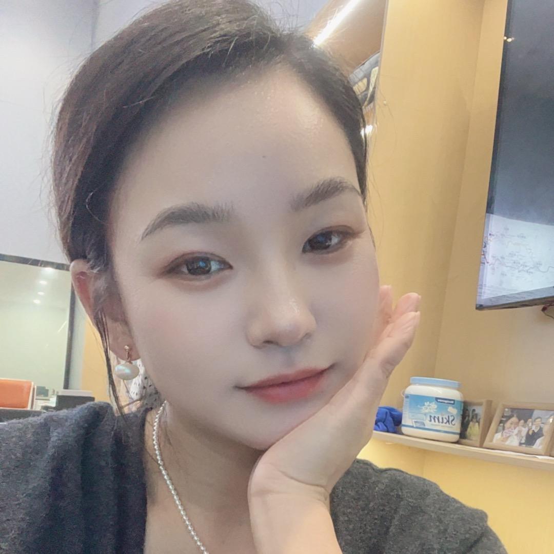执筆素描、