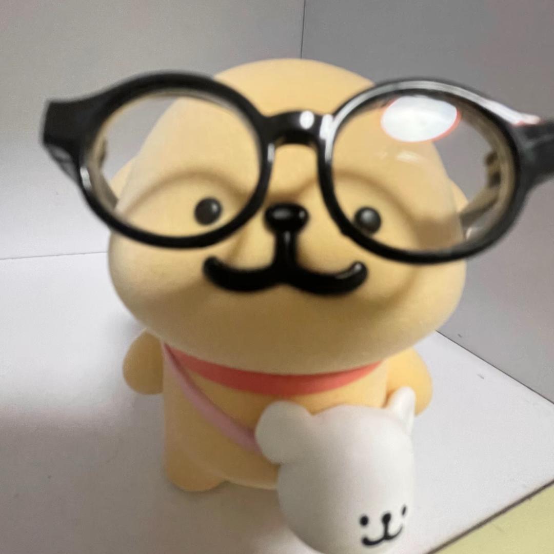 807