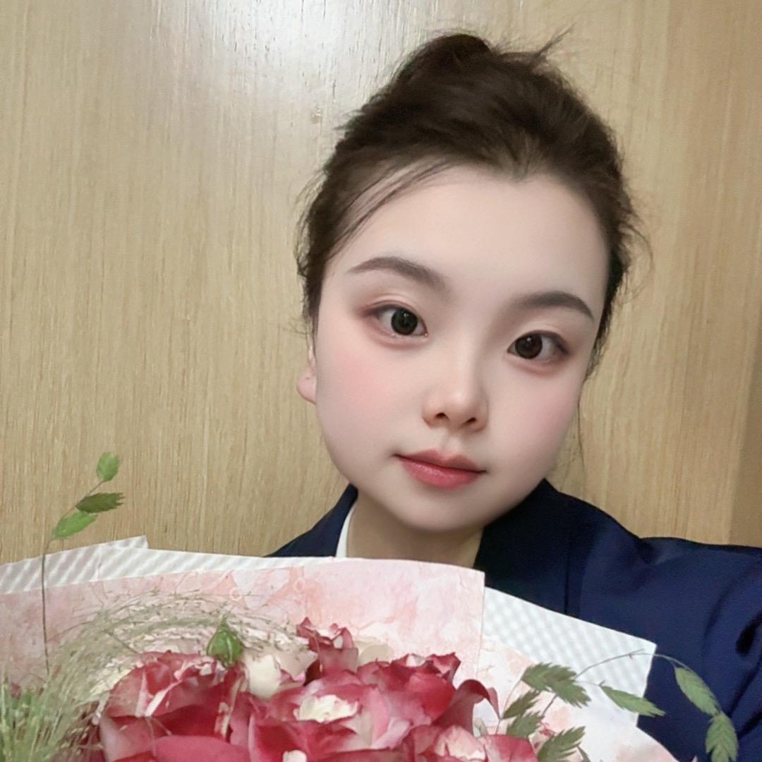 是静静～吖👑