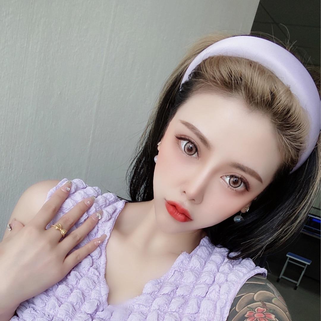 露璐璐假睫毛