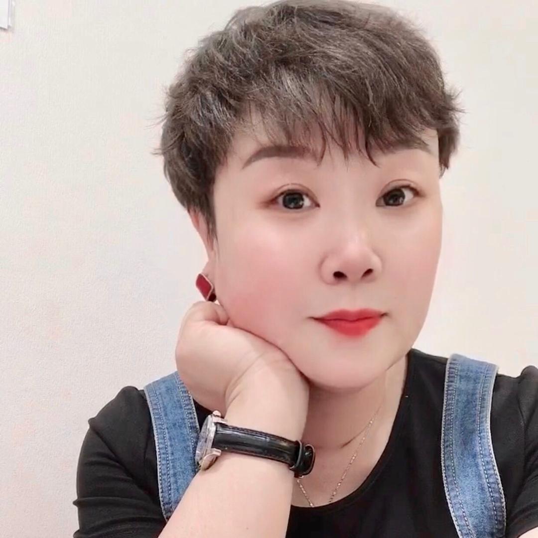 红花岗区碧丽斯女装