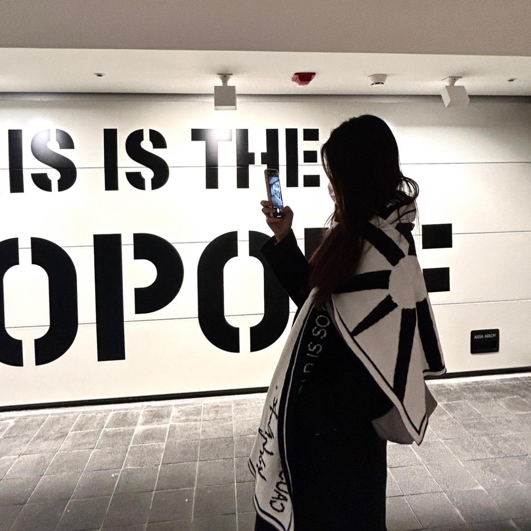 钞票很多的“张女士”