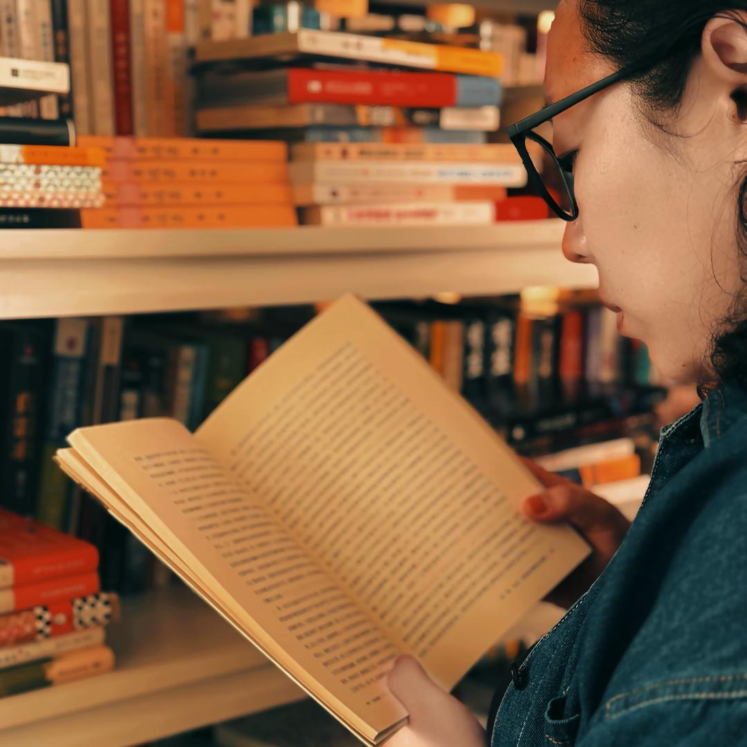 书洞📖