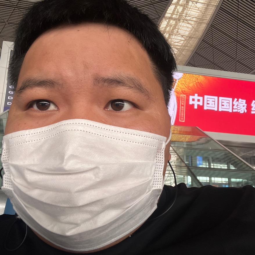 爱吃面的小胖