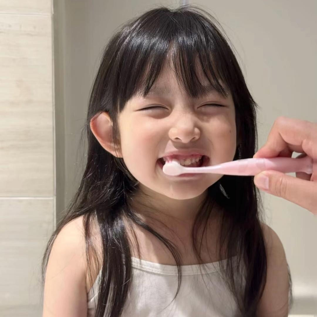 爱吃小蛋糕
