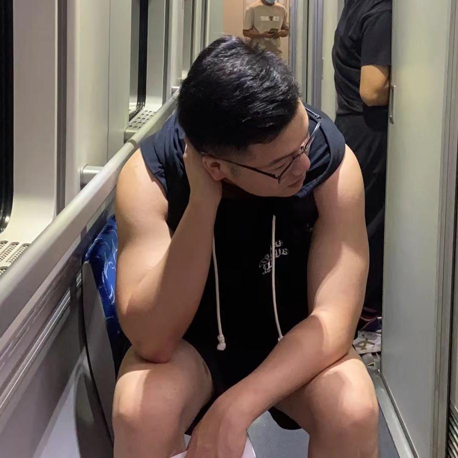 社恐小潘潘