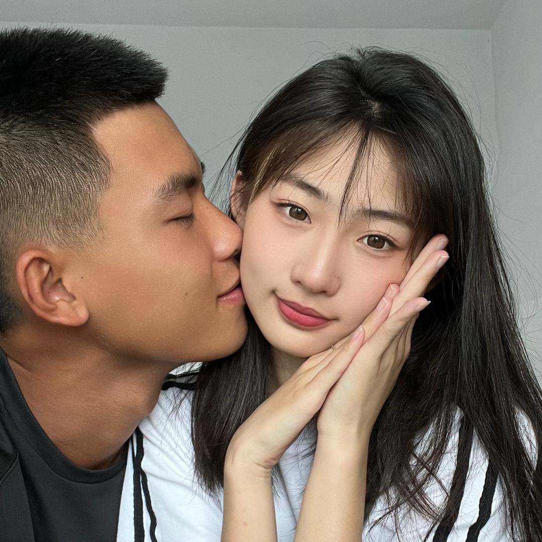 熠个咸蛋黄.