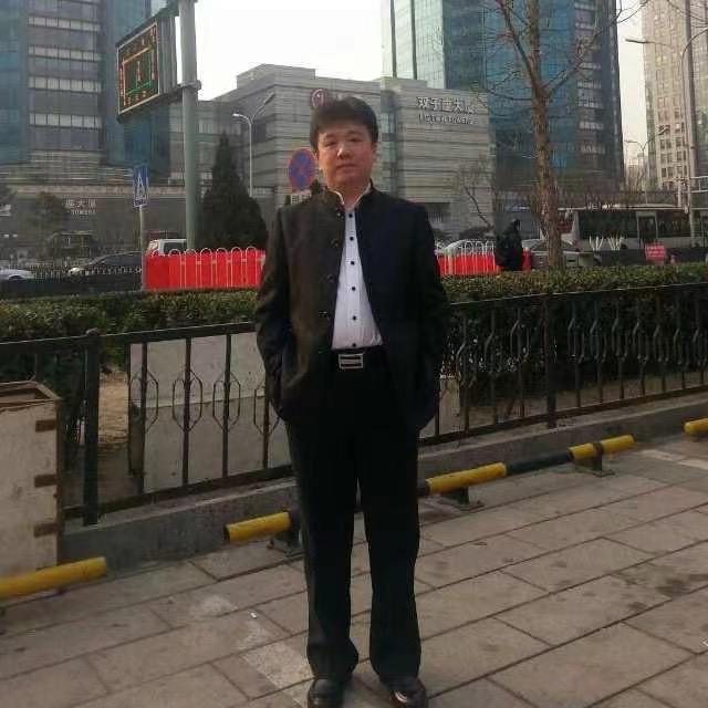 睿侃侃