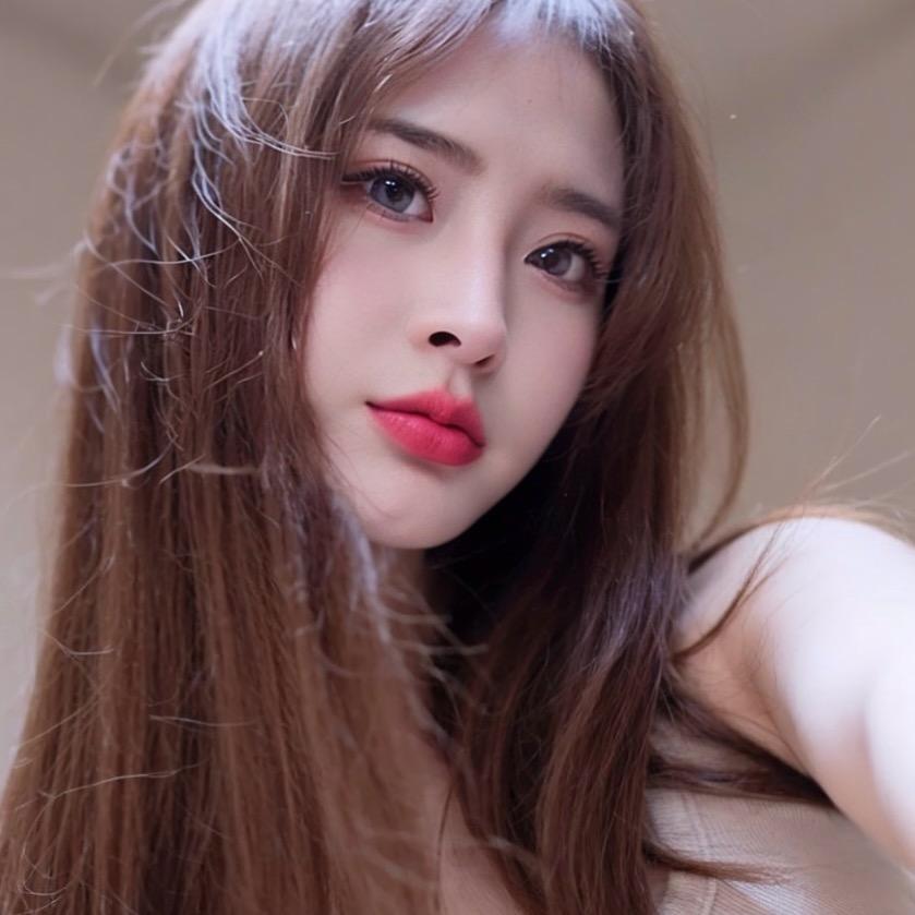 新津发财老火锅老板娘