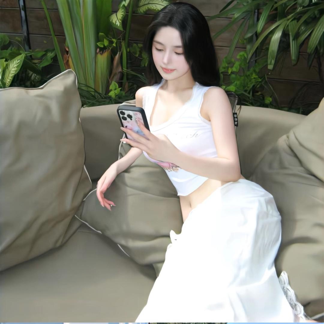 姀