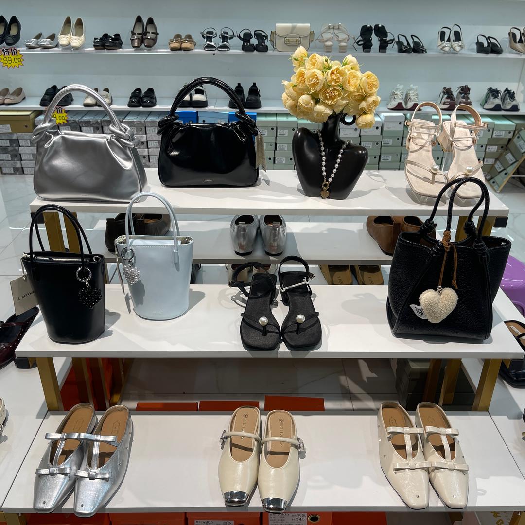 感跟鞋包集合店👠👜