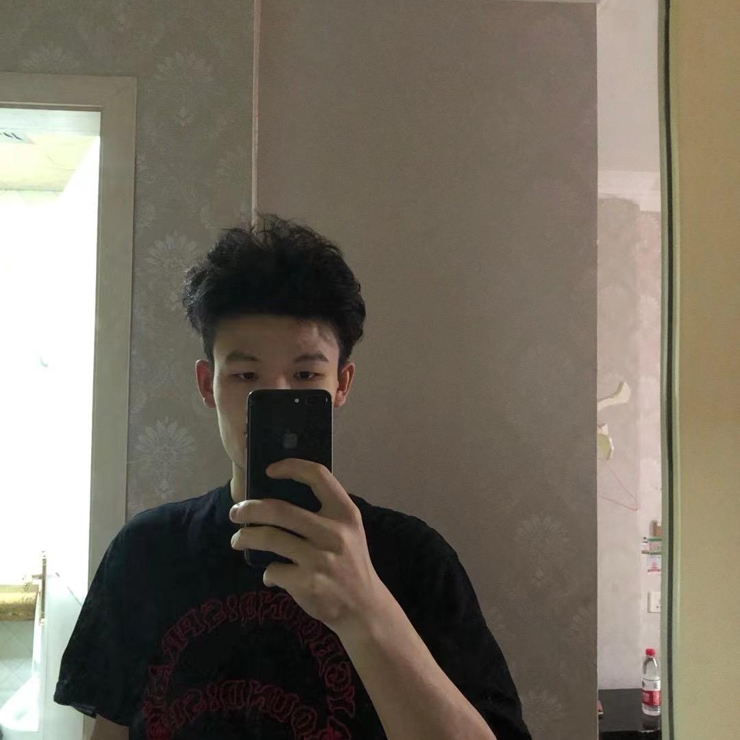 小赵嘻嘻哈哈