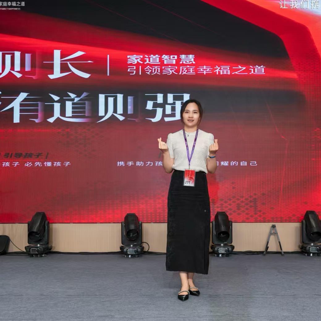 圣捞&非尝泡泡主理人·梅姐