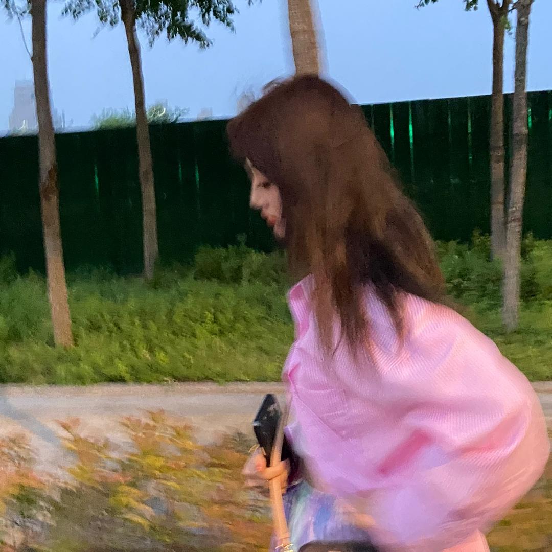 👑君君