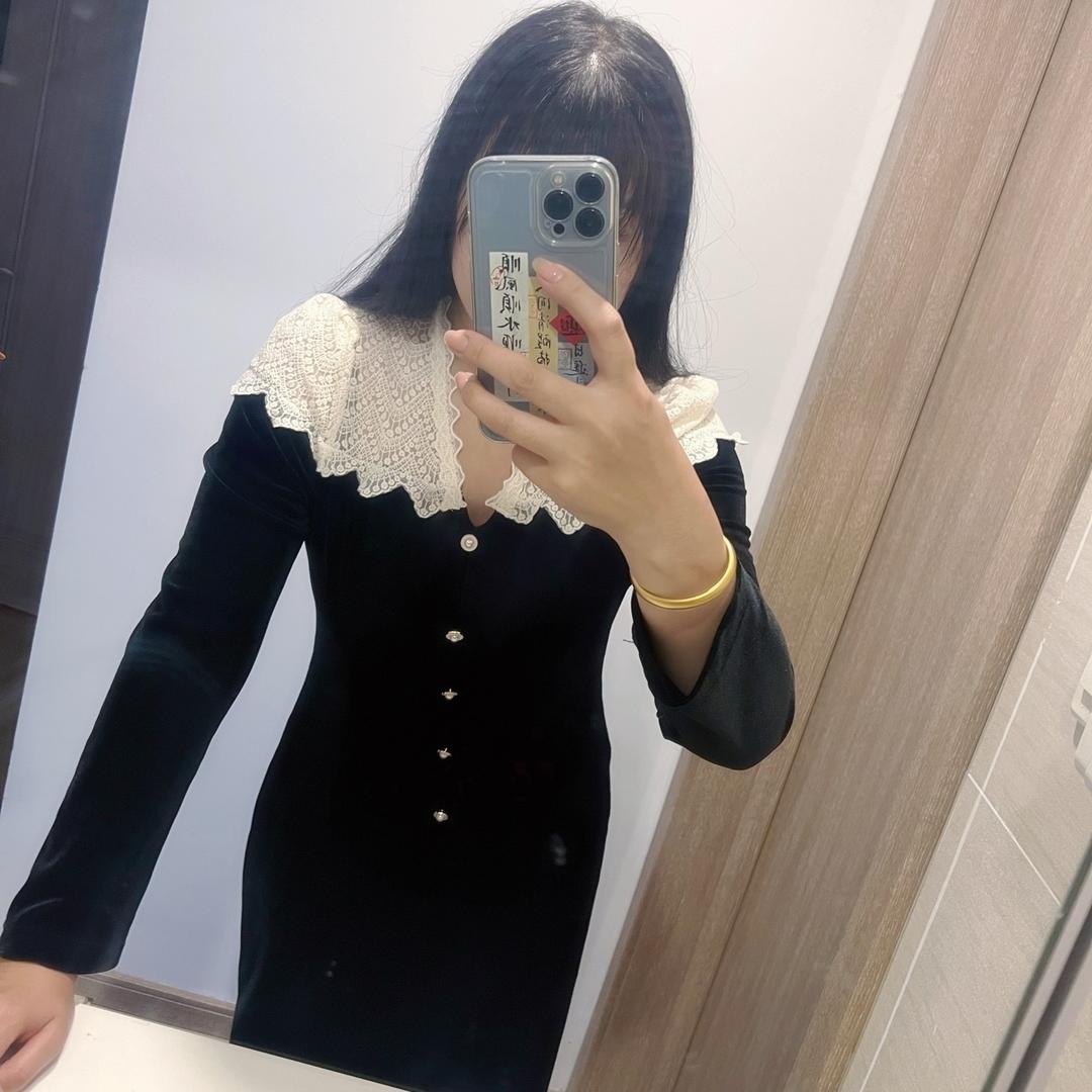 彤宝儿～花店小姐姐