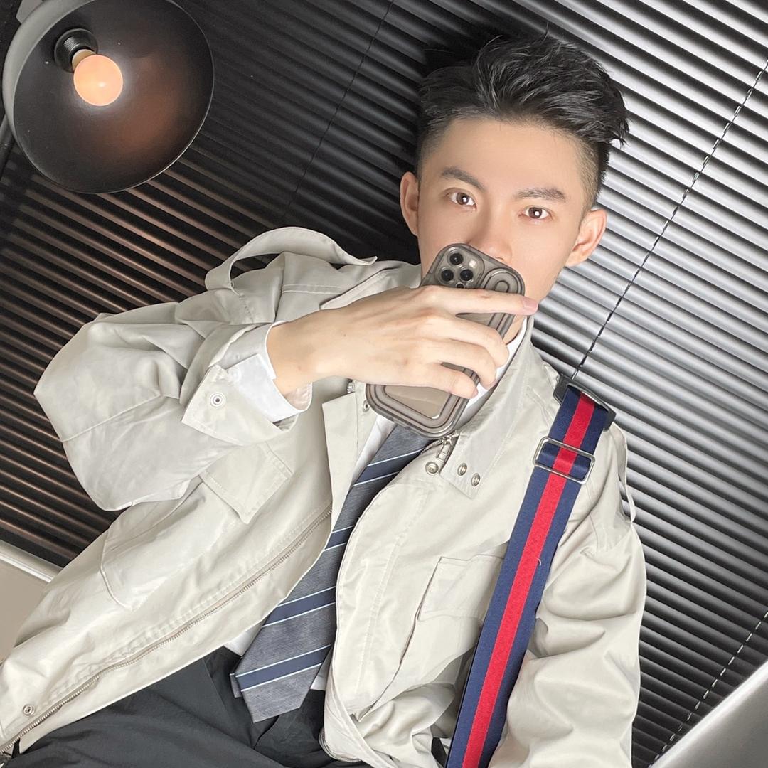 Howie昊一同学