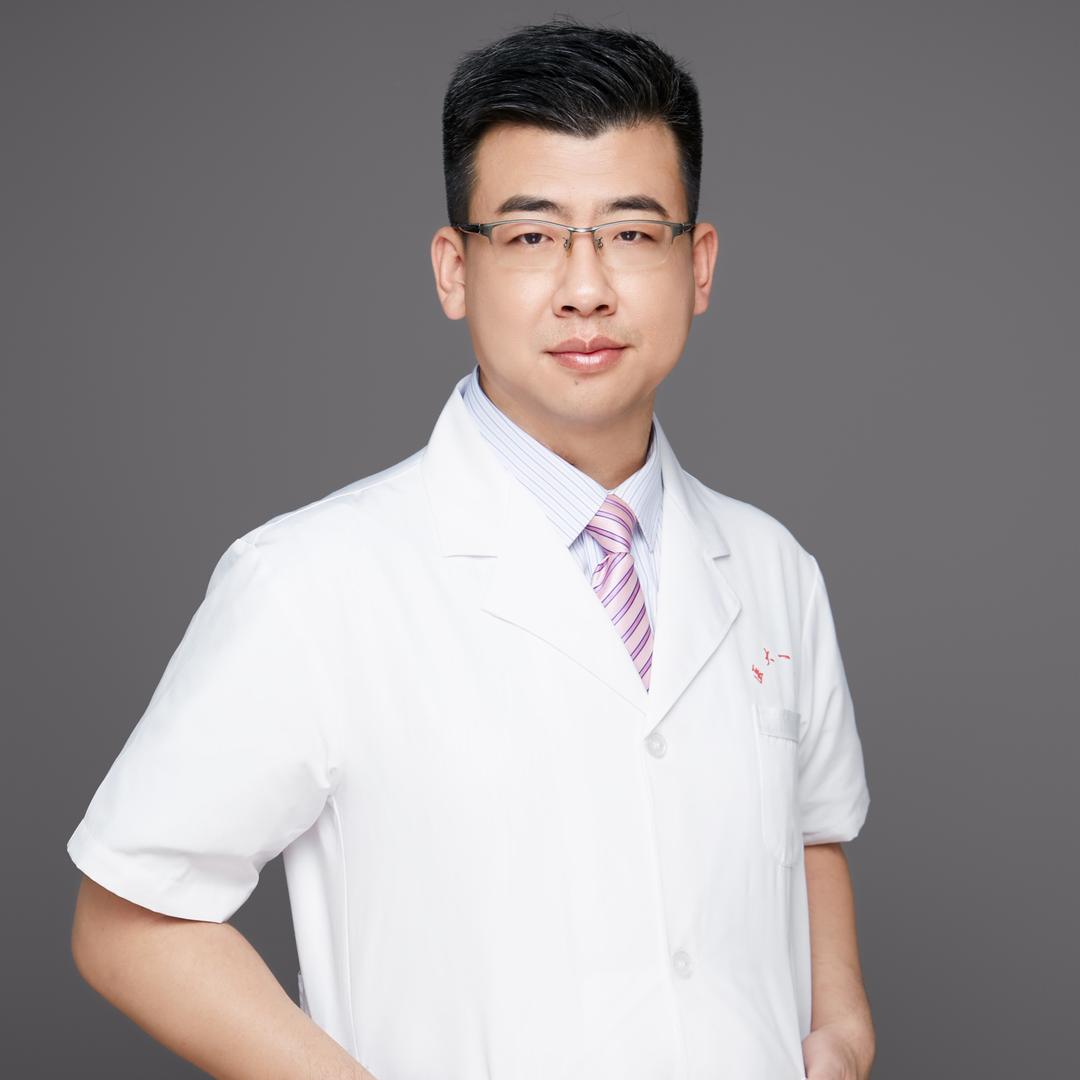 王伟腰椎微创