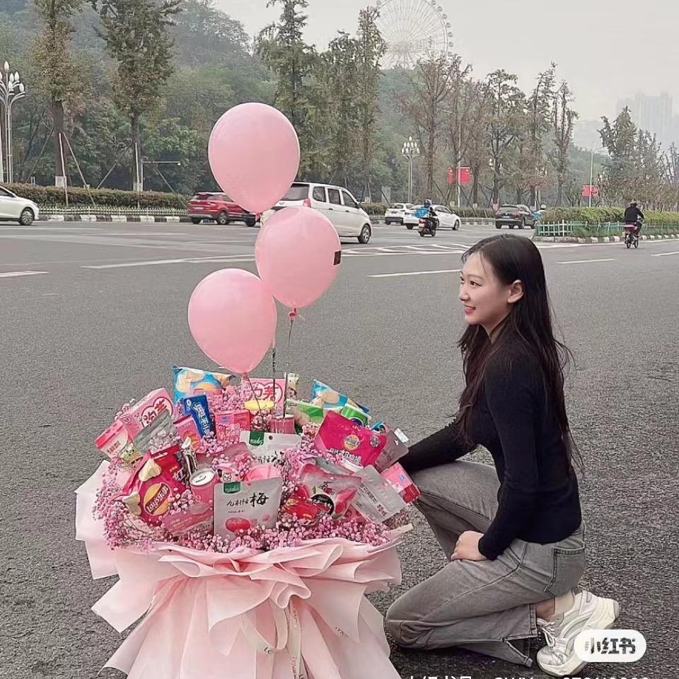 上冶欣儿鲜花蛋糕