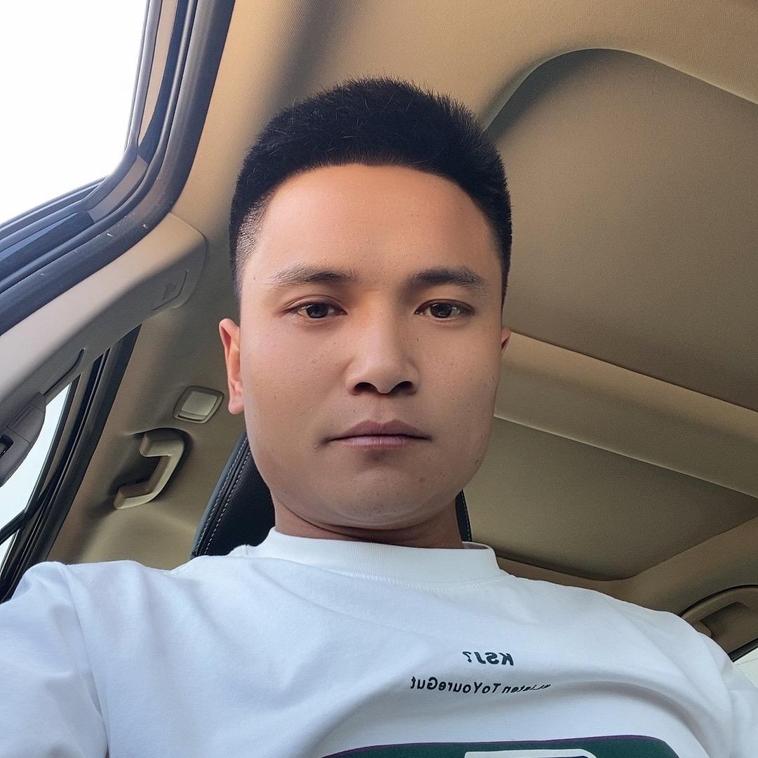 昆明海顿车库门工业门 袁跃辉
