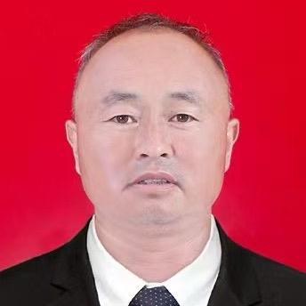 新河村书记