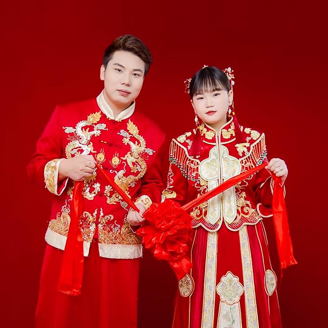 大黄瓜与川小妹